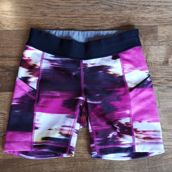 Lululemon What The Sport Short II 4